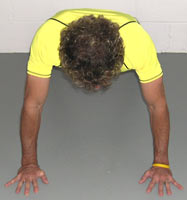 Lateral Twist Push Up-1